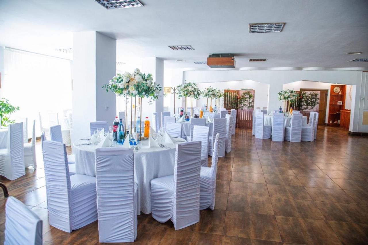 Hotel Хорезу Экстерьер фото