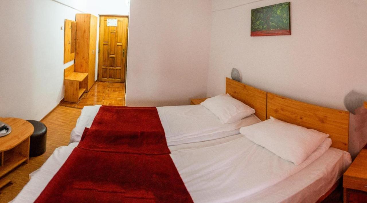 Hotel Хорезу Экстерьер фото