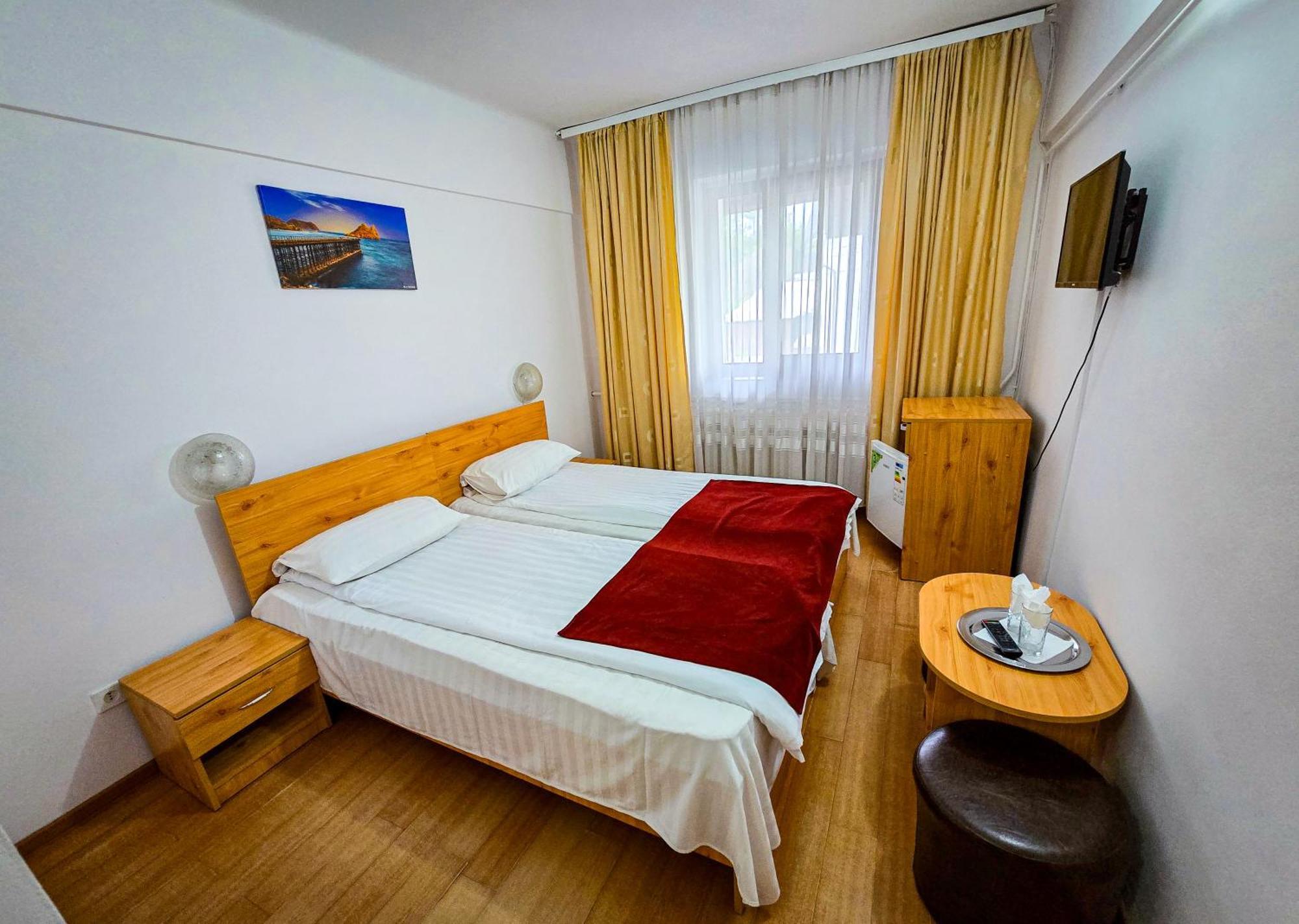 Hotel Хорезу Экстерьер фото