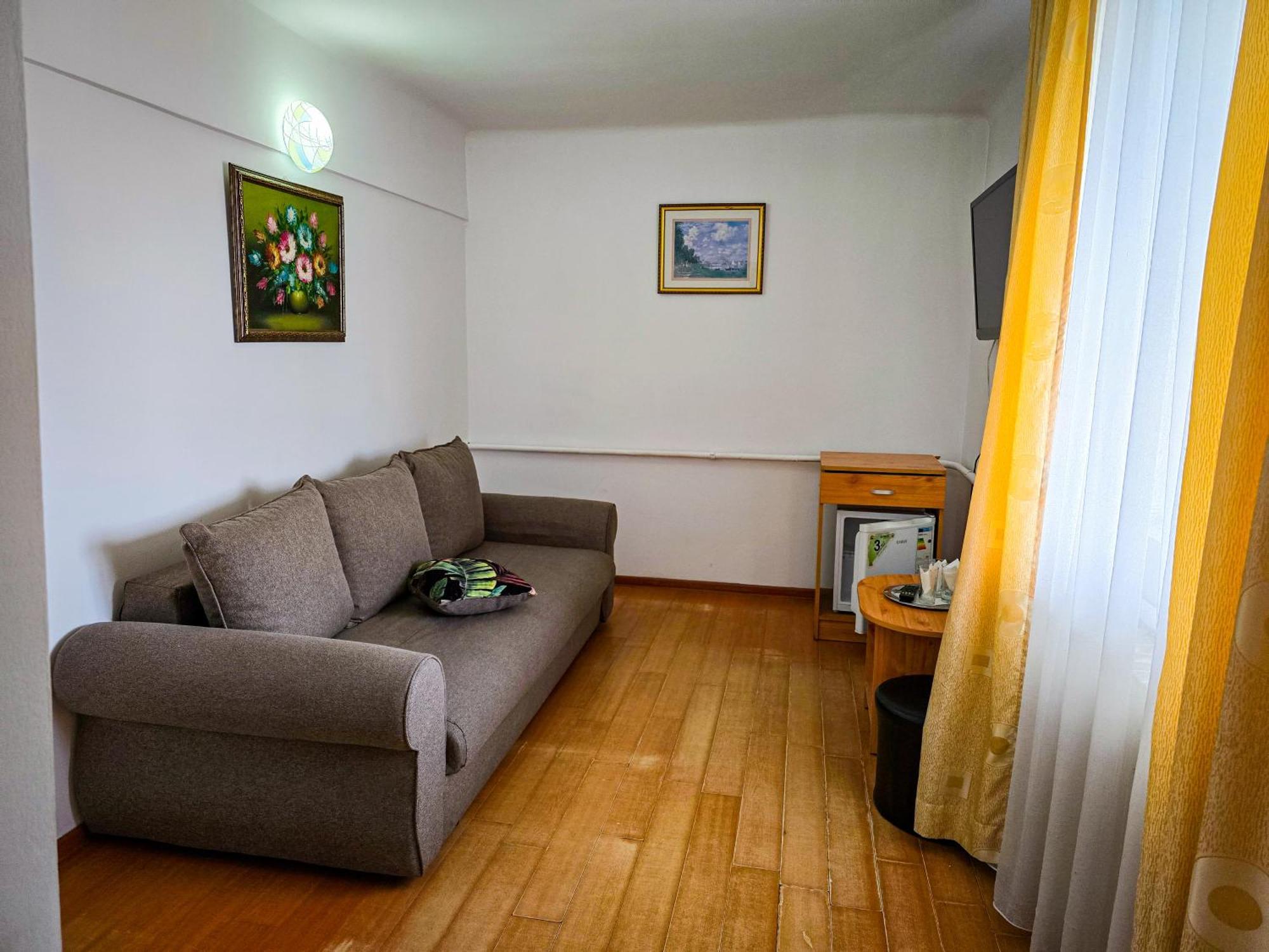 Hotel Хорезу Экстерьер фото